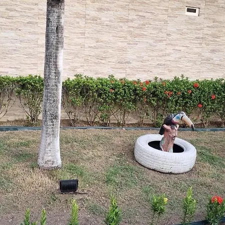 Excelente Casa No Bairro Mundo Novo Com Piscina Villa Manaus Exterior photo